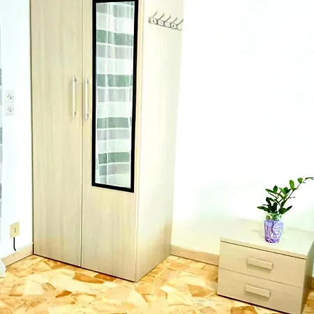 Alojamento de Acomodação e Pequeno-almoço Happy Mestre